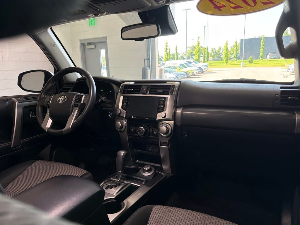 2024 Toyota 4Runner SR5