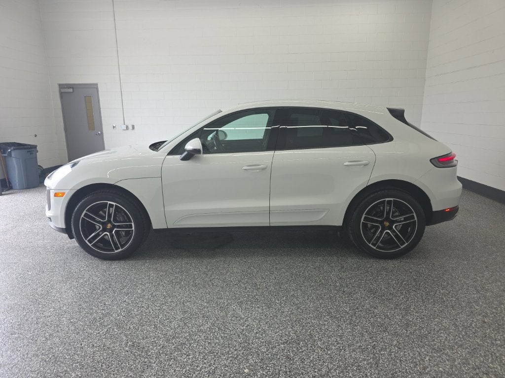 2021 Porsche Macan Base