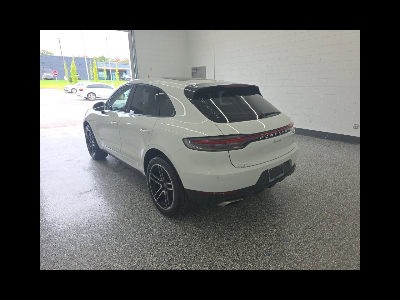 2021 Porsche Macan Base