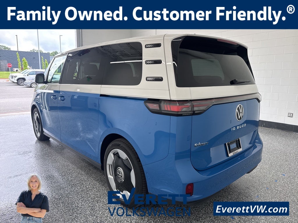 2025 Volkswagen ID. Buzz Pro S Plus