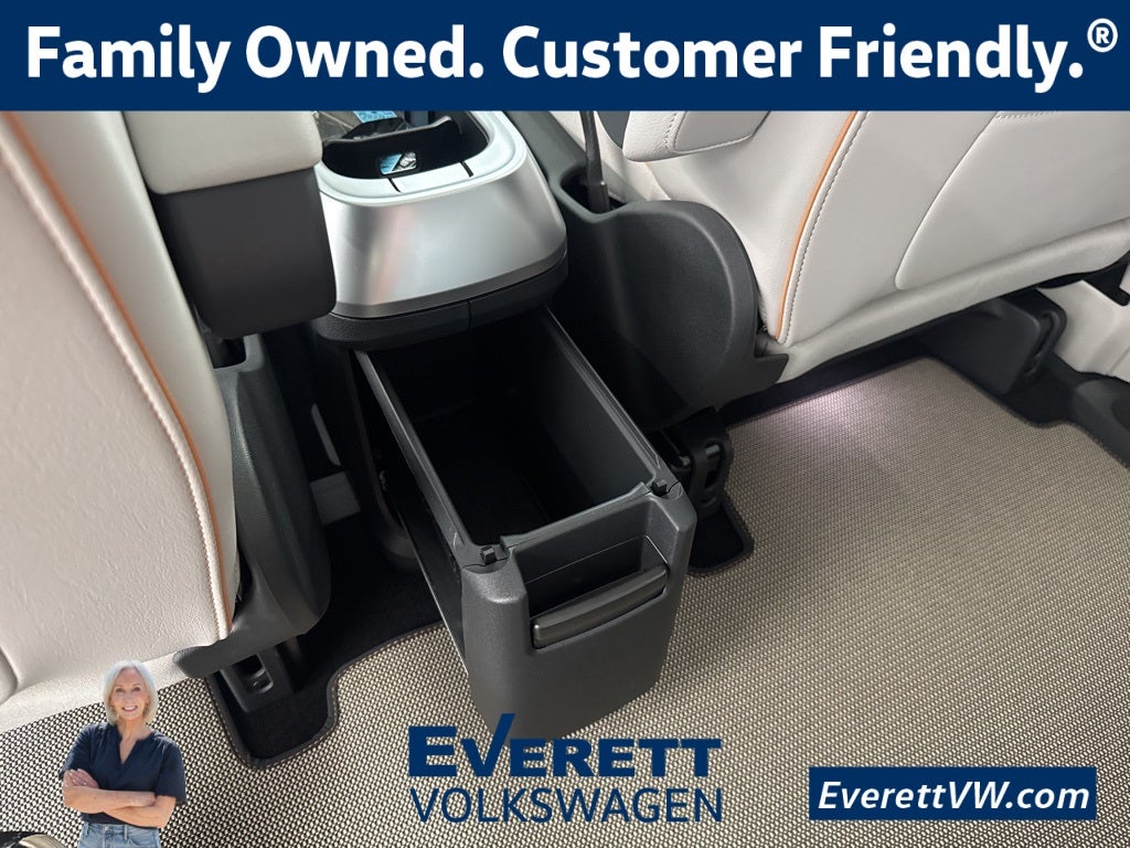 2025 Volkswagen ID. Buzz Pro S Plus