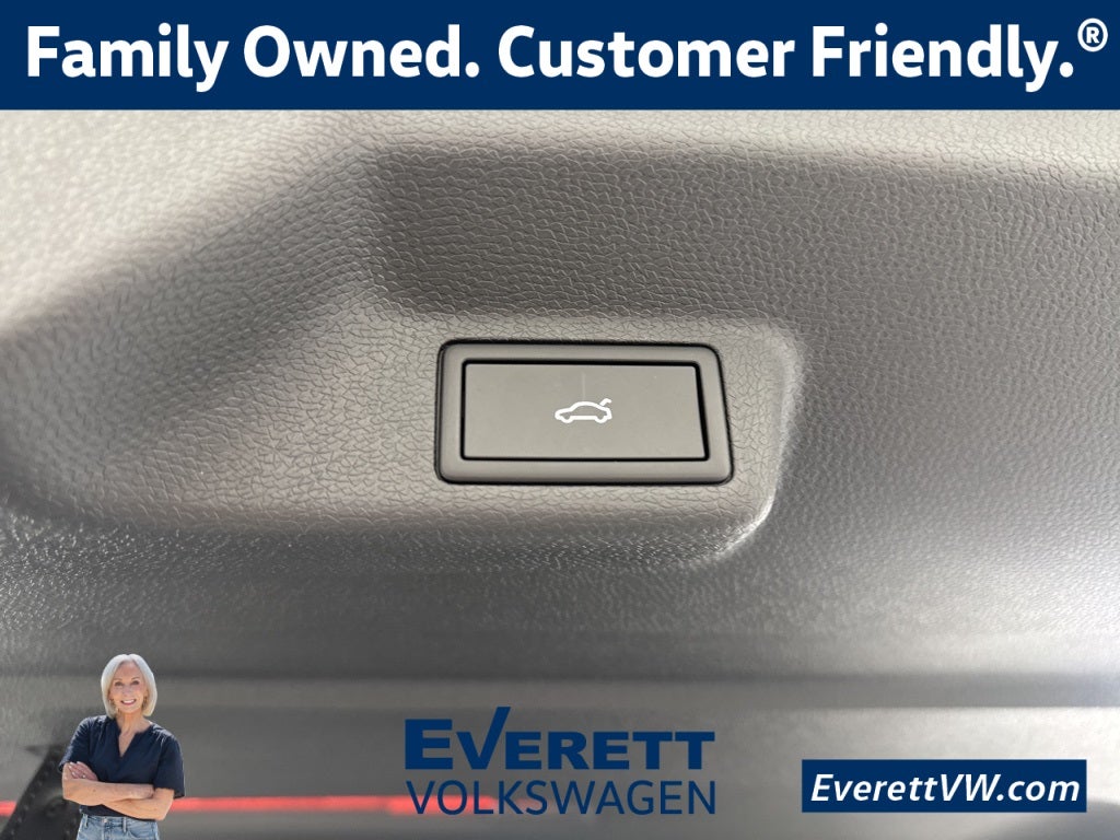 2025 Volkswagen ID. Buzz Pro S Plus