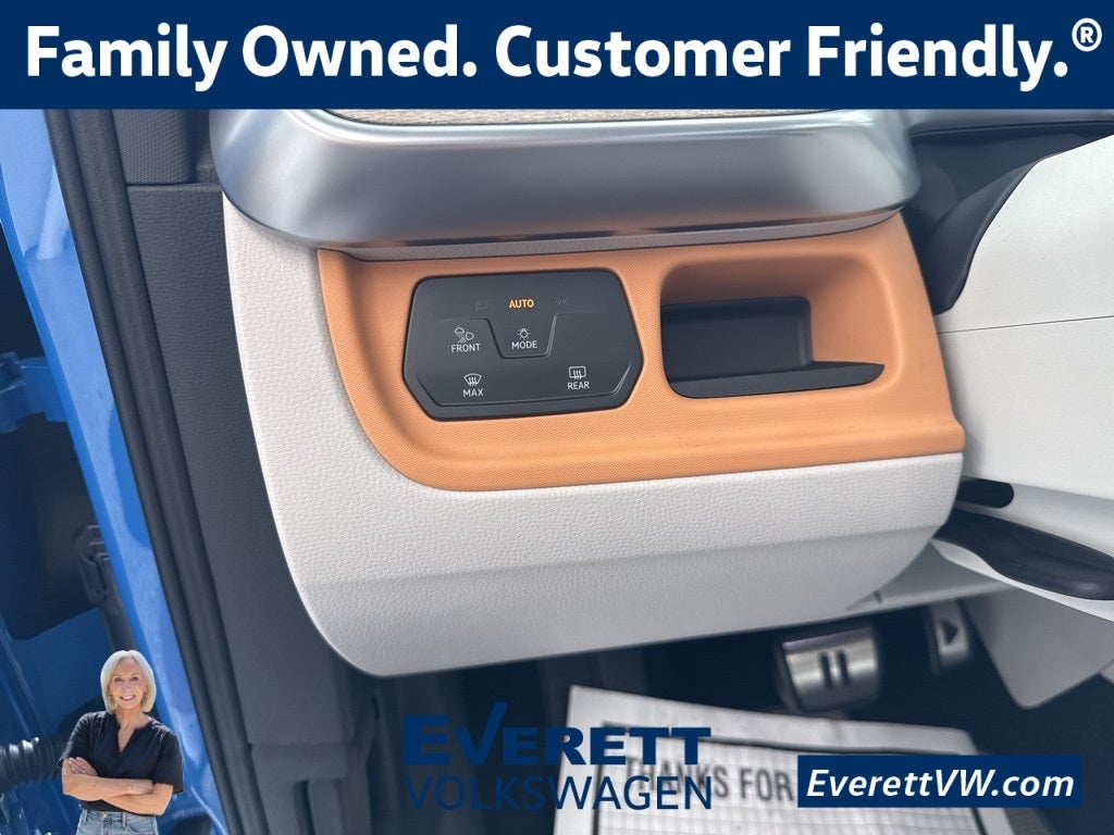 2025 Volkswagen ID. Buzz Pro S Plus