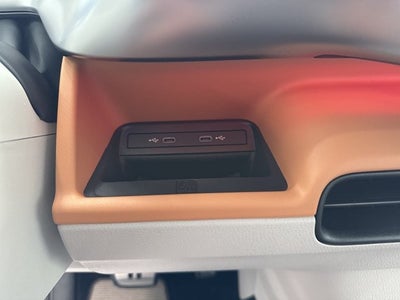 2025 Volkswagen ID. Buzz Pro S Plus