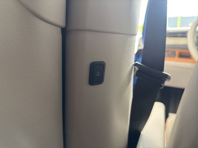 2025 Volkswagen ID. Buzz Pro S Plus