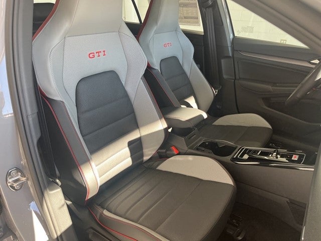 2026 Volkswagen Golf GTI 2.0T SE