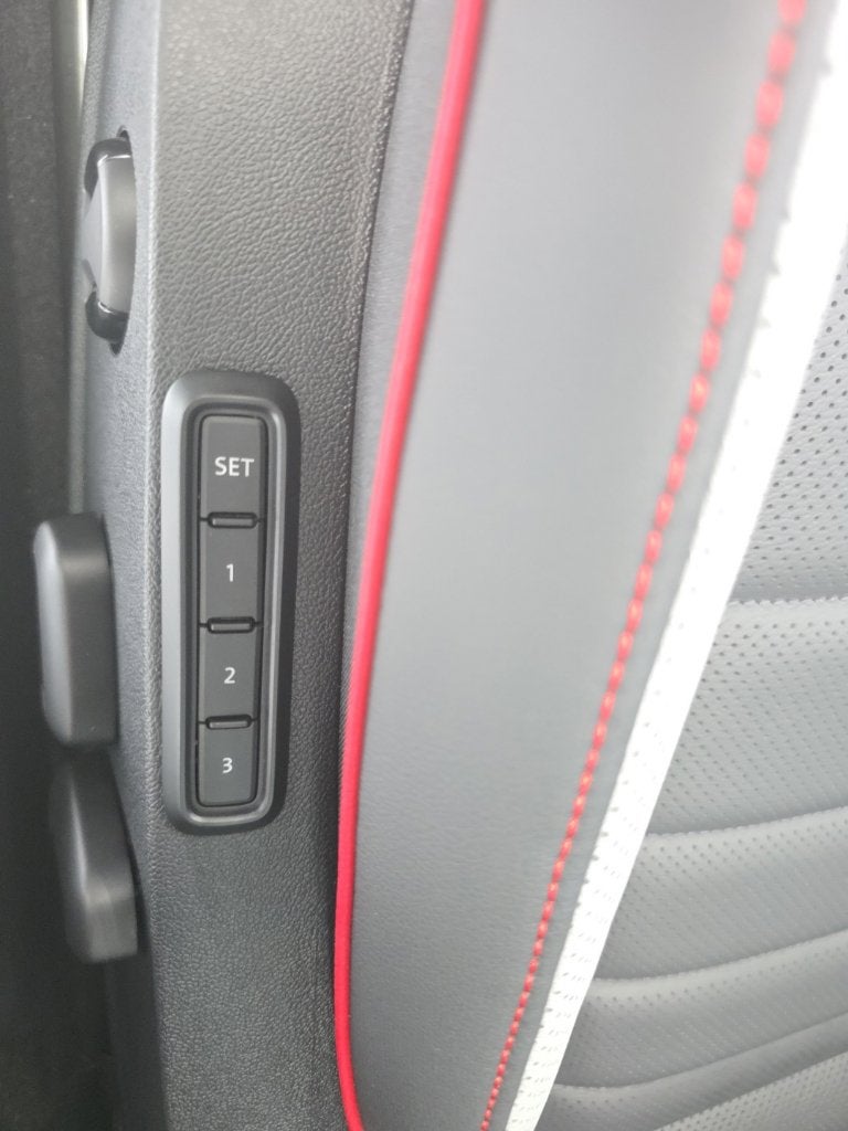 2026 Volkswagen Golf GTI SE