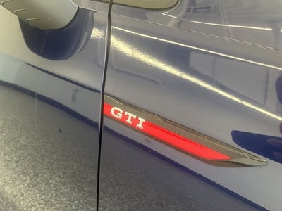 2022 Volkswagen Golf GTI 2.0T SE