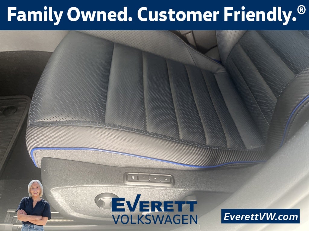 2024 Volkswagen Golf R 2.0T