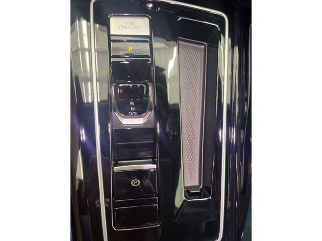 2026 Volkswagen Golf R 2.0T