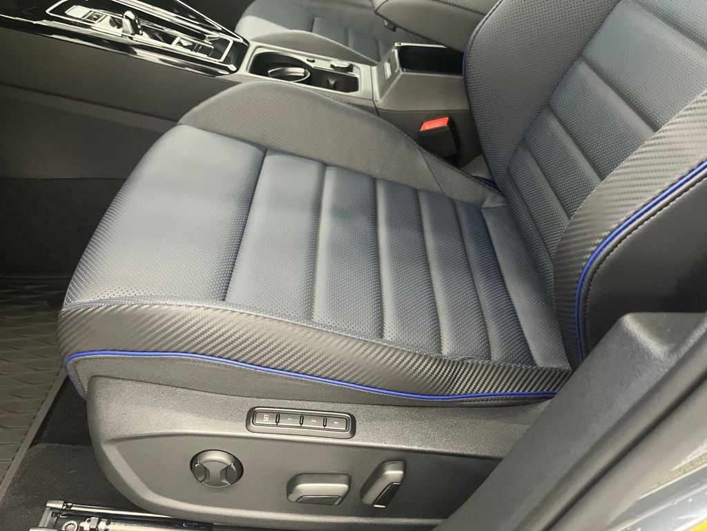 2026 Volkswagen Golf R 2.0T