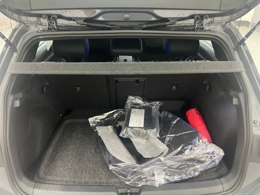 2026 Volkswagen Golf R 2.0T