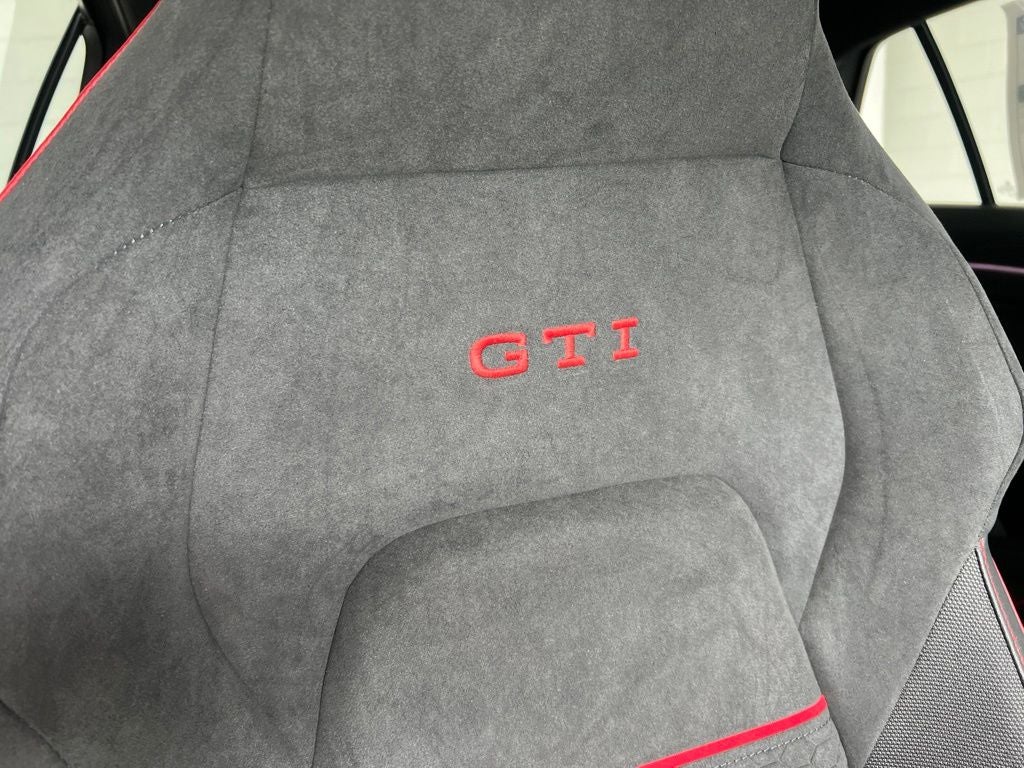 2026 Volkswagen Golf GTI 2.0T SE