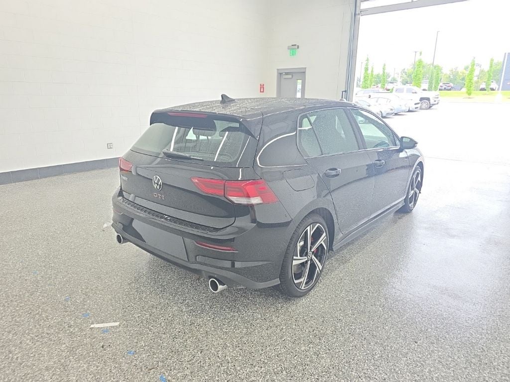 2026 Volkswagen Golf GTI 2.0T SE