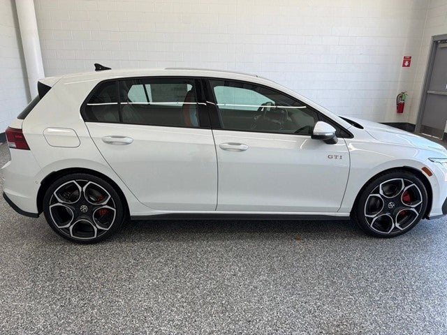 2026 Volkswagen Golf GTI Autobahn