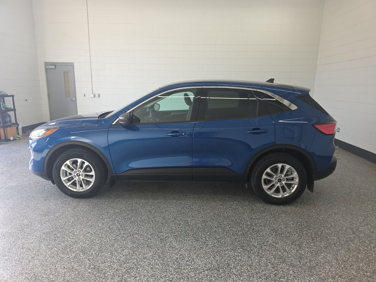 2022 Ford Escape Hybrid SE