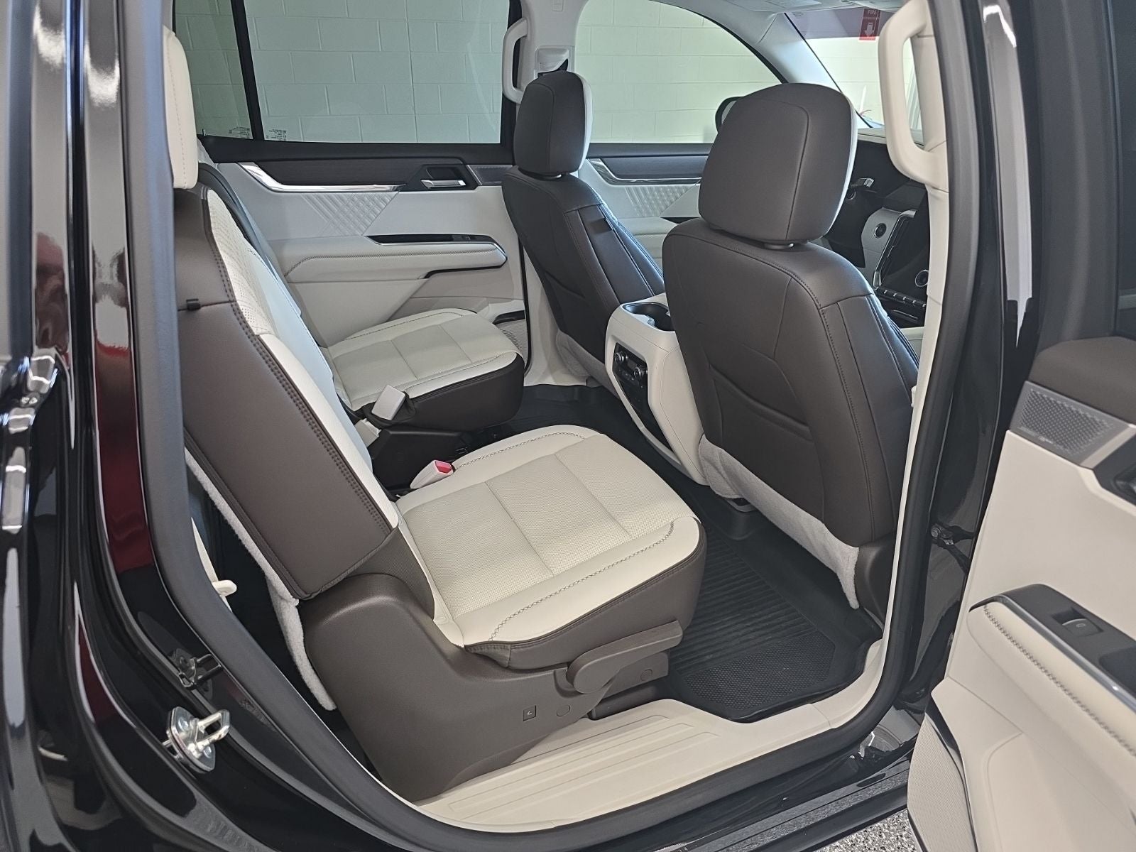 2024 GMC Acadia Denali Reserve