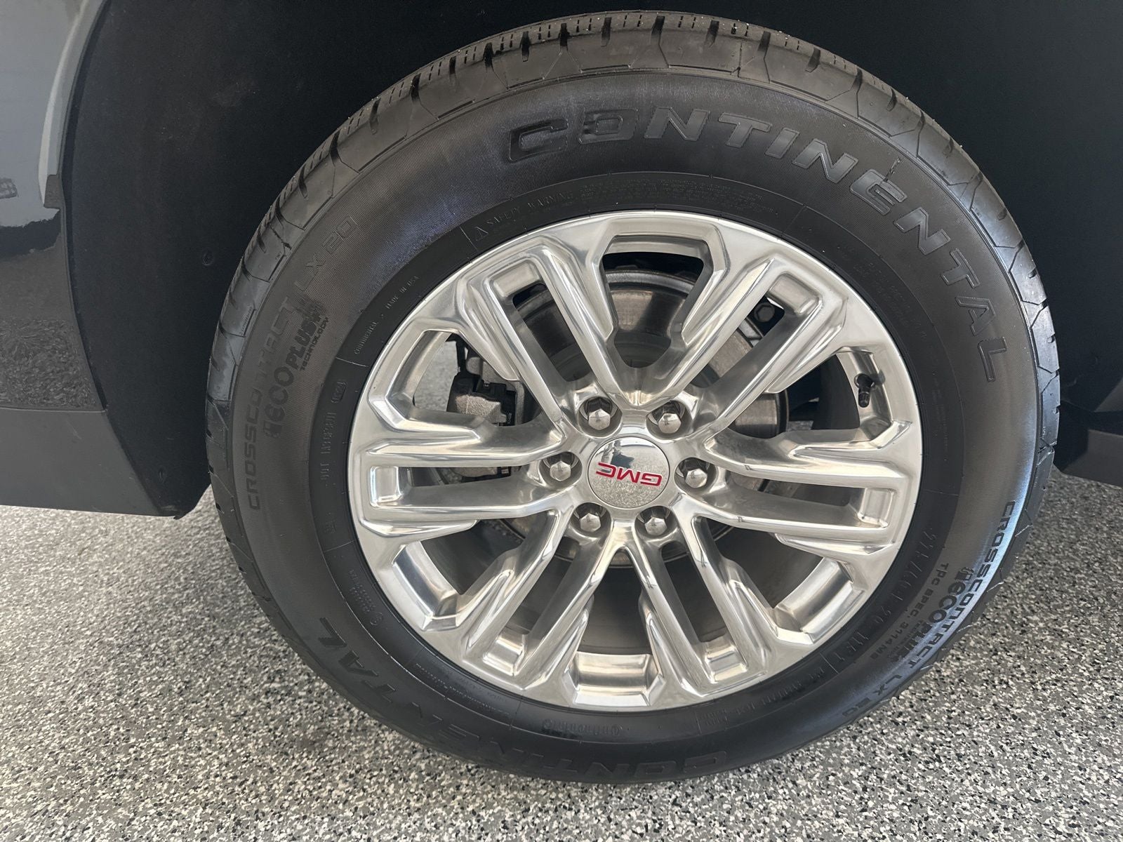 2024 GMC Yukon XL SLT