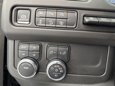 2024 GMC Yukon XL AT4
