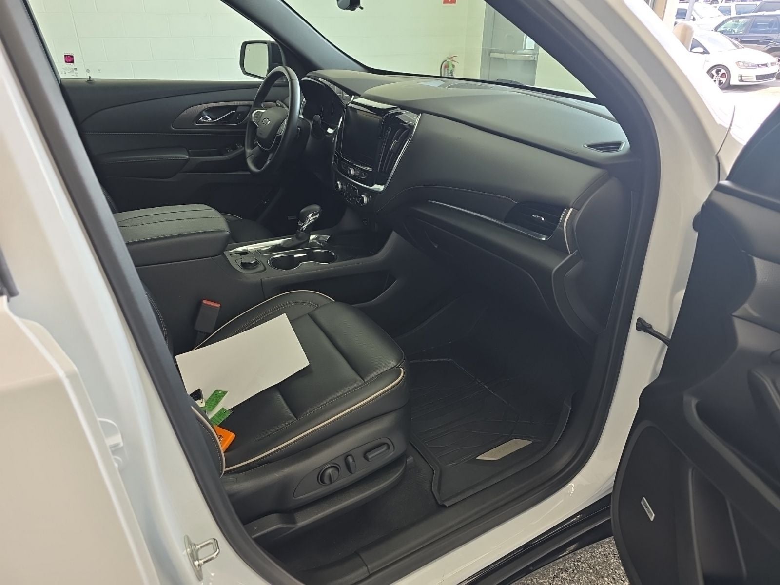 2024 Chevrolet Traverse Limited Premier