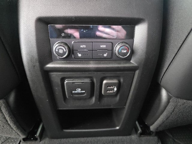 2024 Chevrolet Traverse Limited Premier