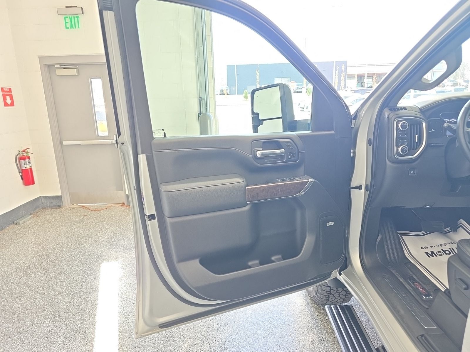 2023 GMC Sierra 2500HD Denali