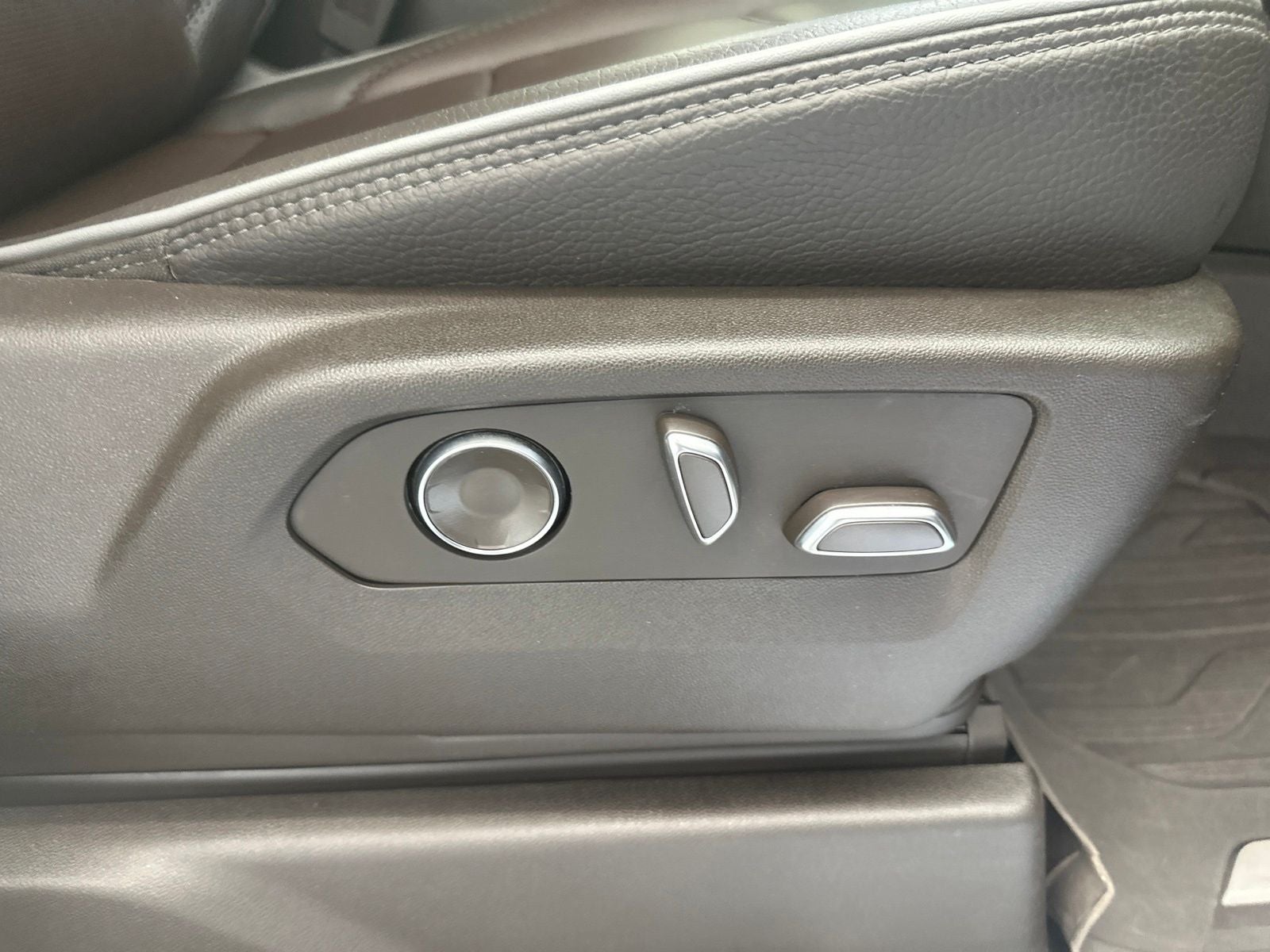 2024 GMC Sierra 3500HD Denali