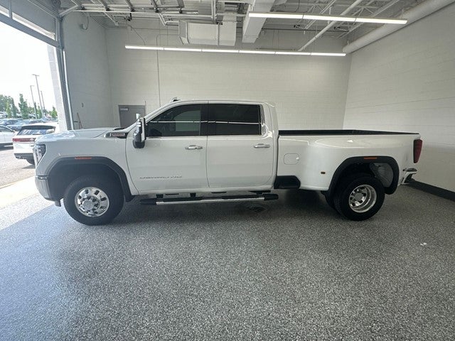 2024 GMC Sierra 3500HD Denali