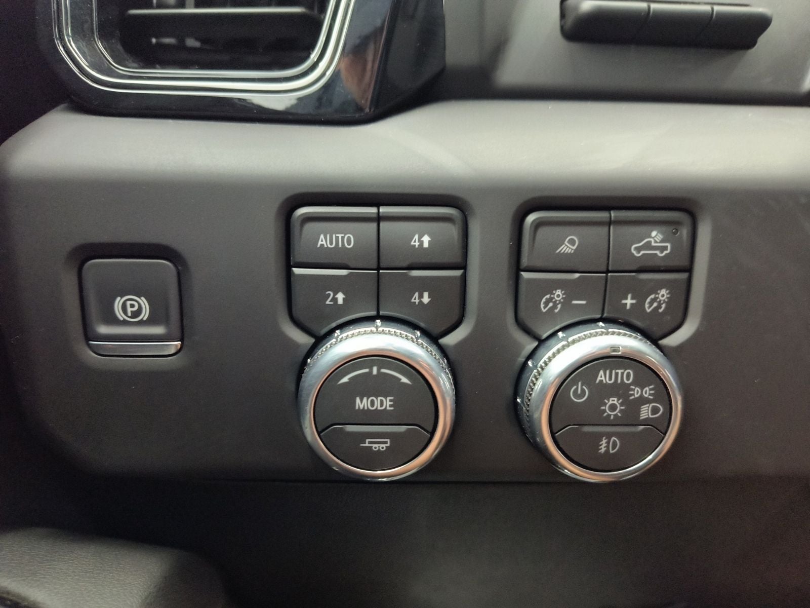 2026 GMC Sierra 2500HD AT4