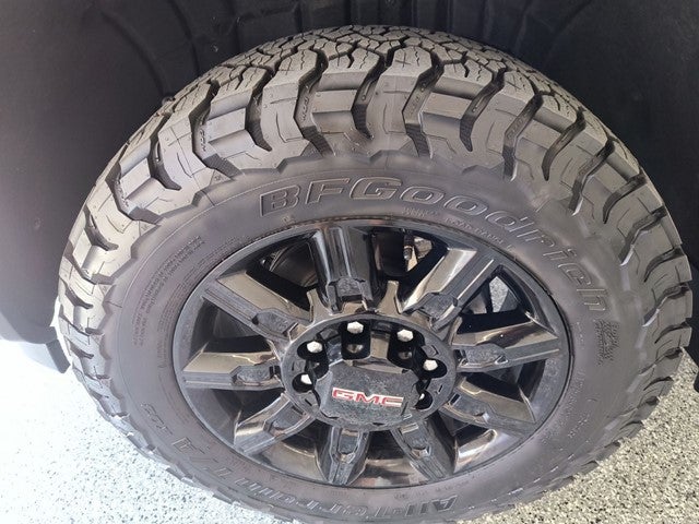 2026 GMC Sierra 2500HD AT4