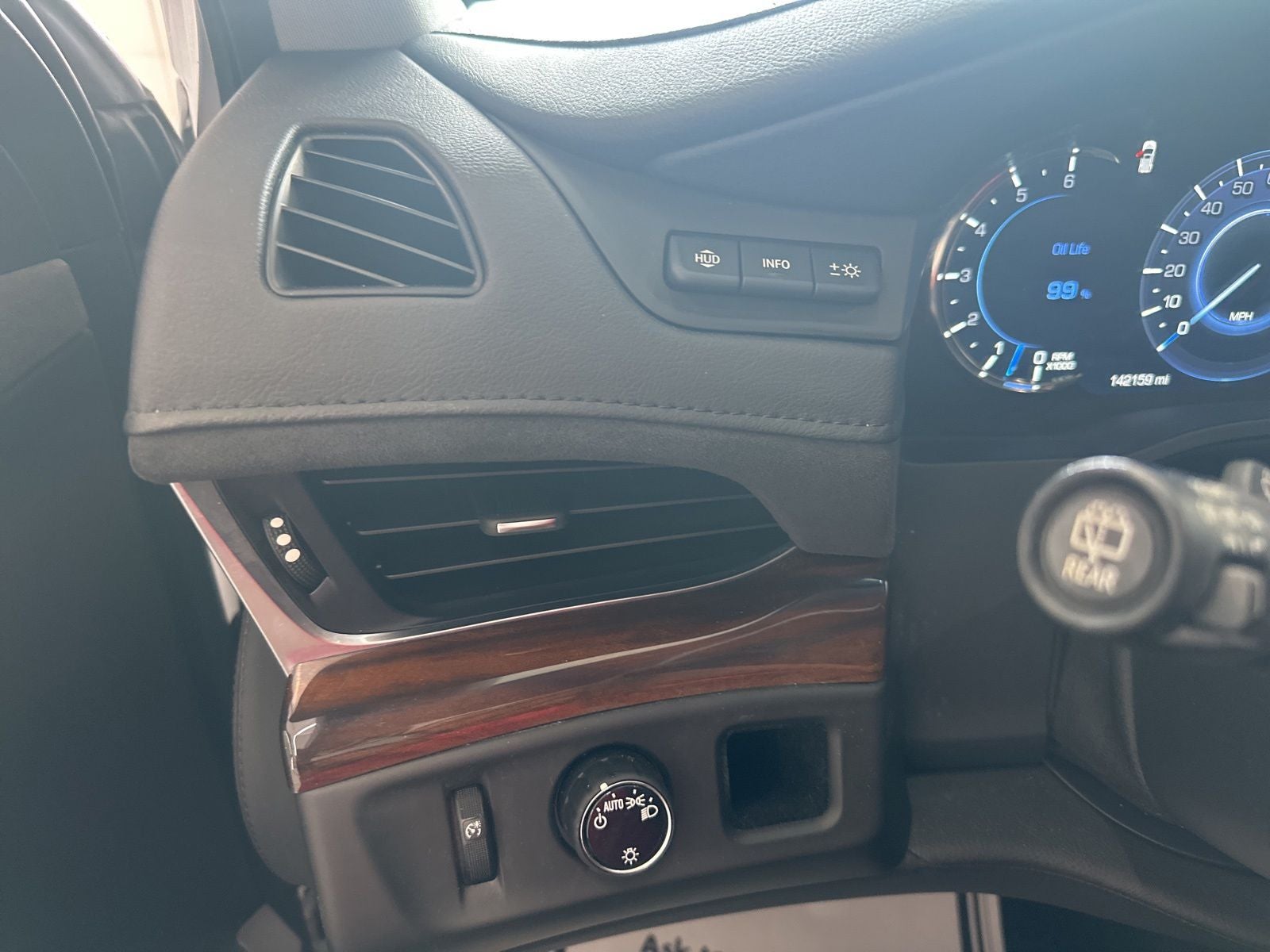 2020 Cadillac Escalade Luxury