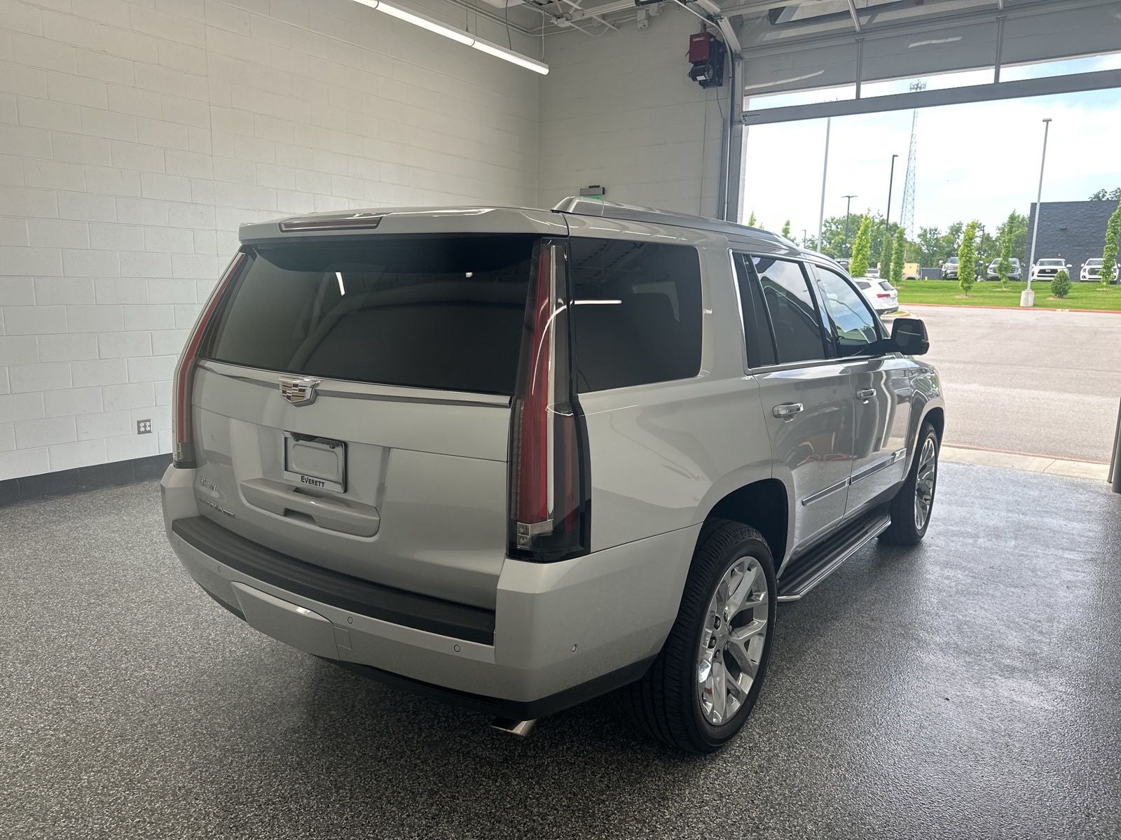 2020 Cadillac Escalade Luxury