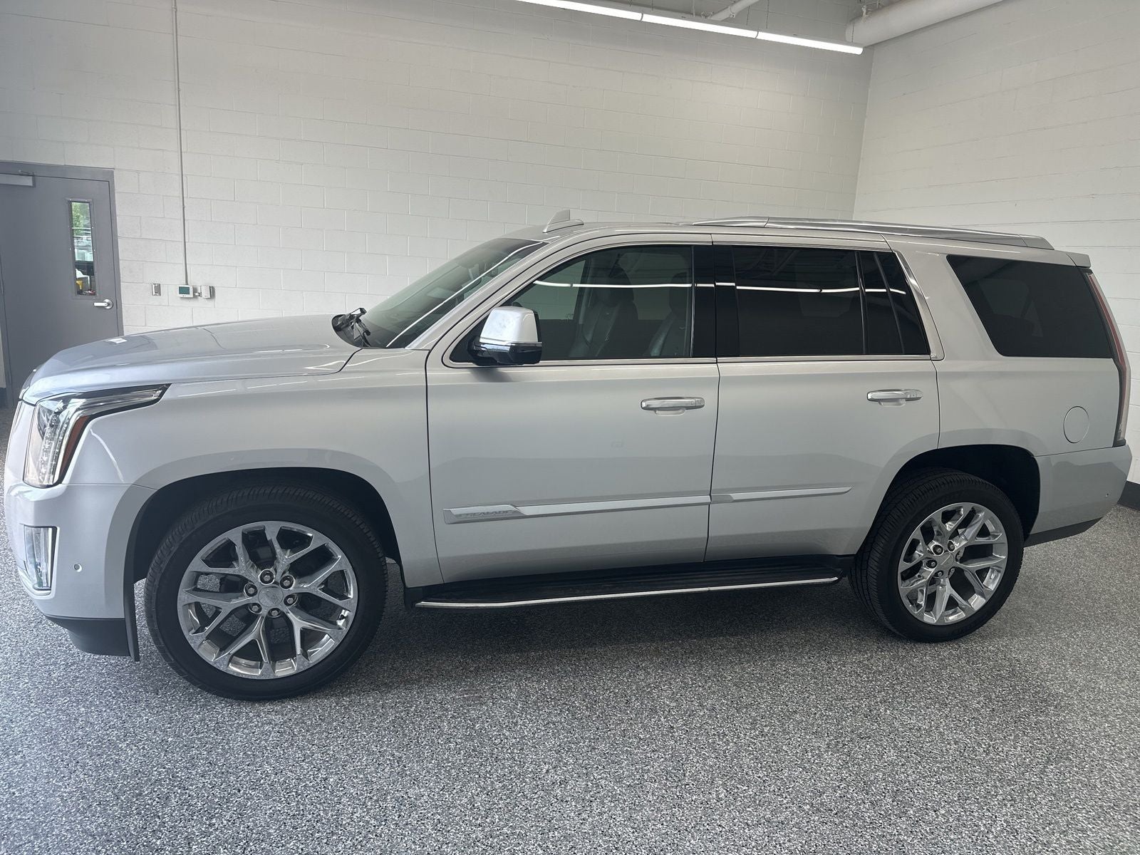 2020 Cadillac Escalade Luxury