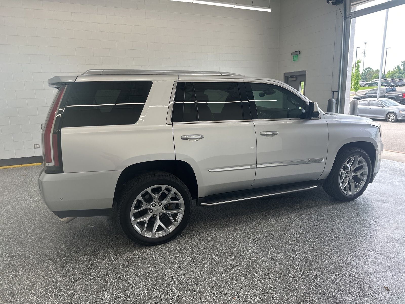 2020 Cadillac Escalade Luxury