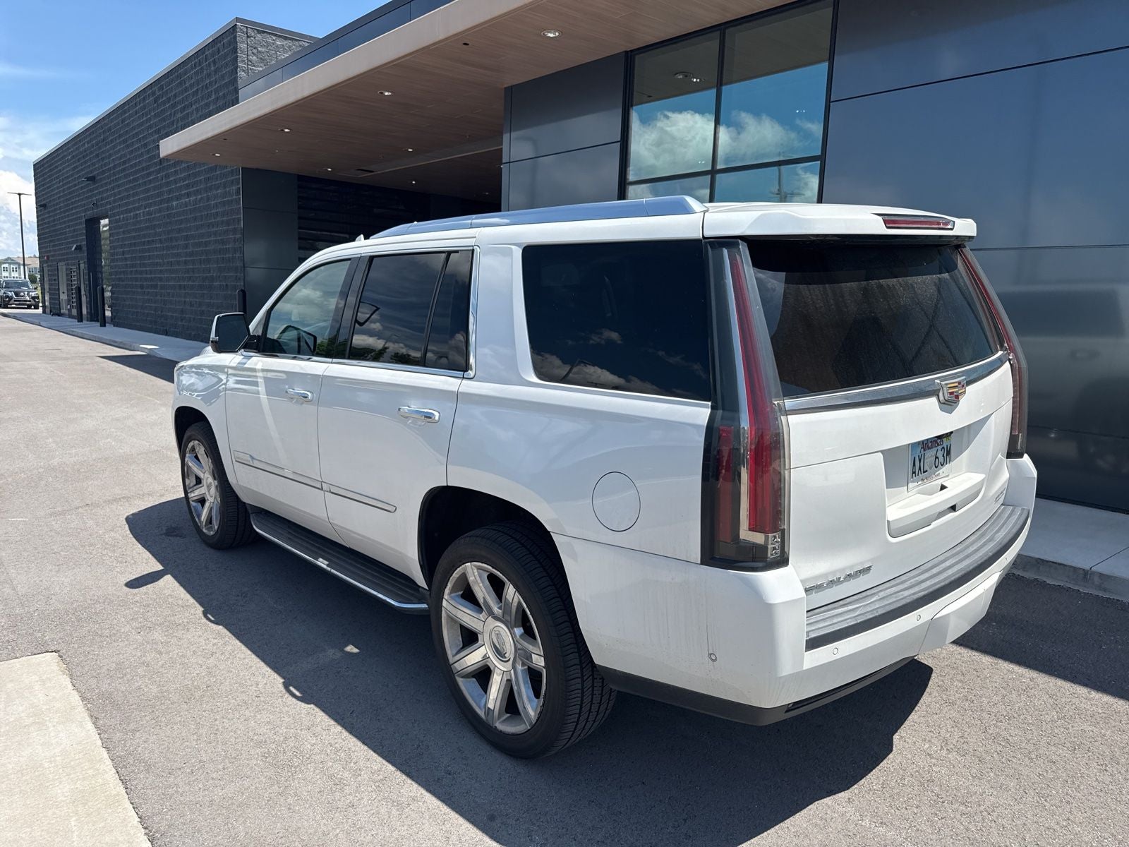 2017 Cadillac Escalade Luxury