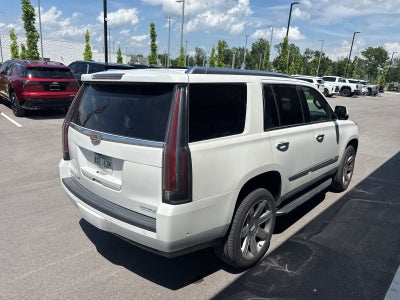 2017 Cadillac Escalade Luxury