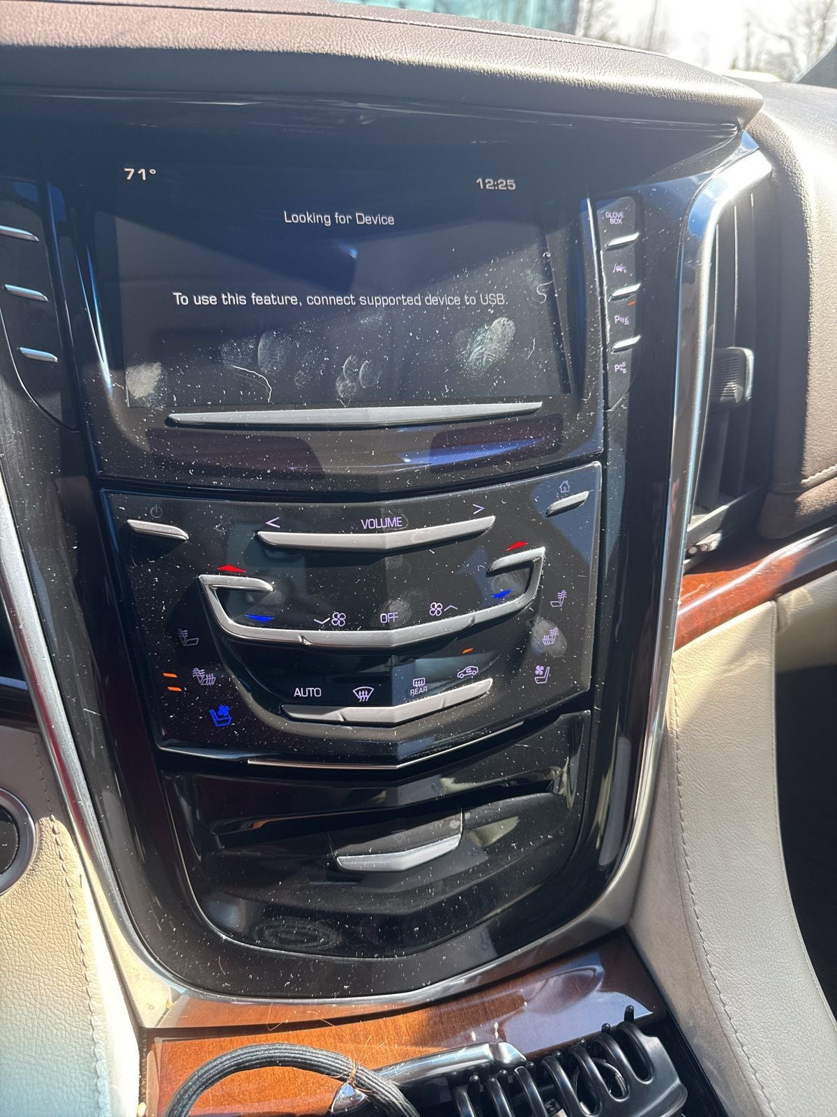 2017 Cadillac Escalade Luxury