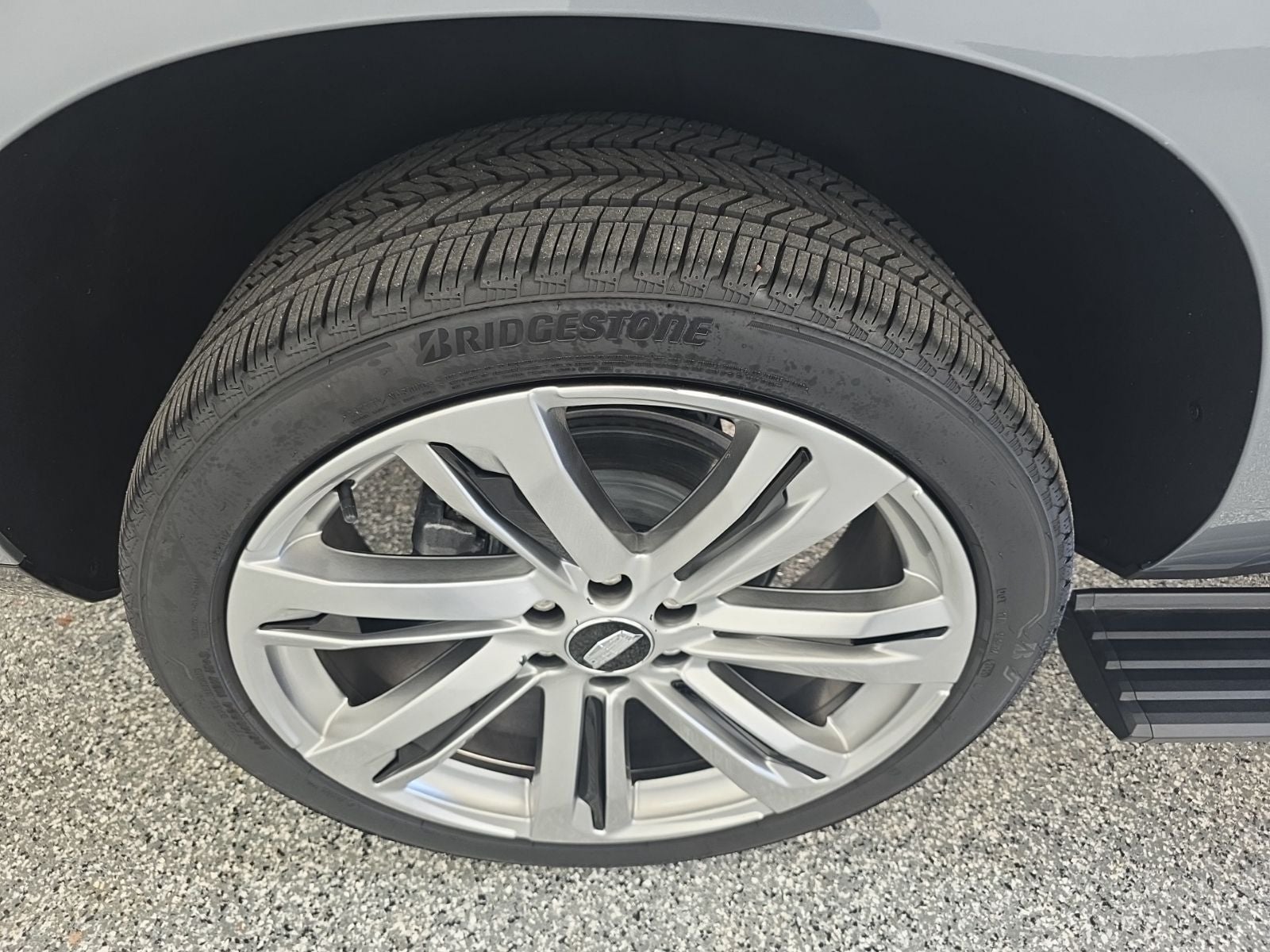 2025 Cadillac Escalade ESV Sport