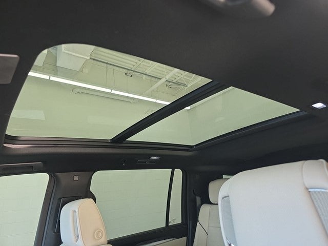 2025 Cadillac Escalade ESV Sport