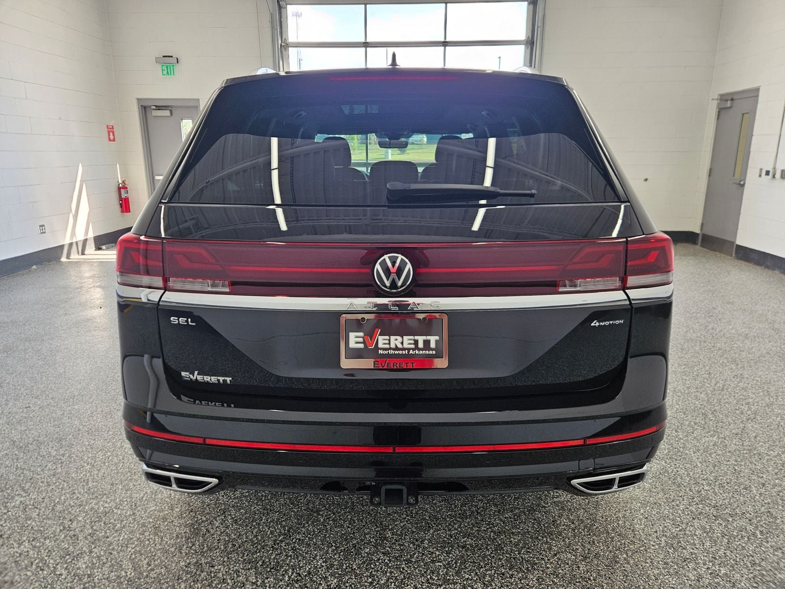 2025 Volkswagen Atlas 2.0T SEL Premium R-Line