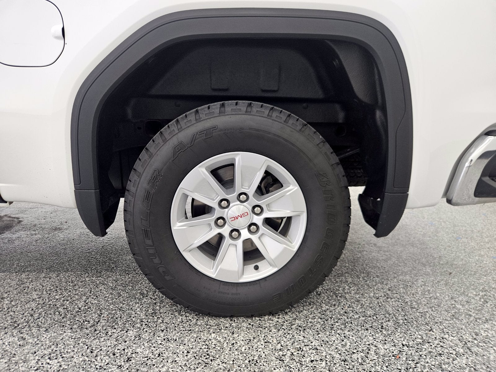 2024 GMC Sierra 1500 SLE