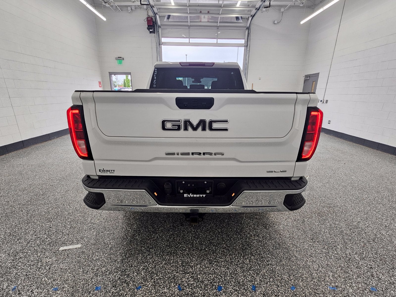 2024 GMC Sierra 1500 SLE