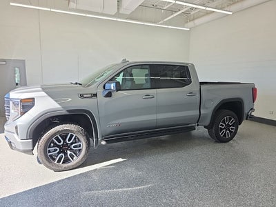 2025 GMC Sierra 1500 AT4