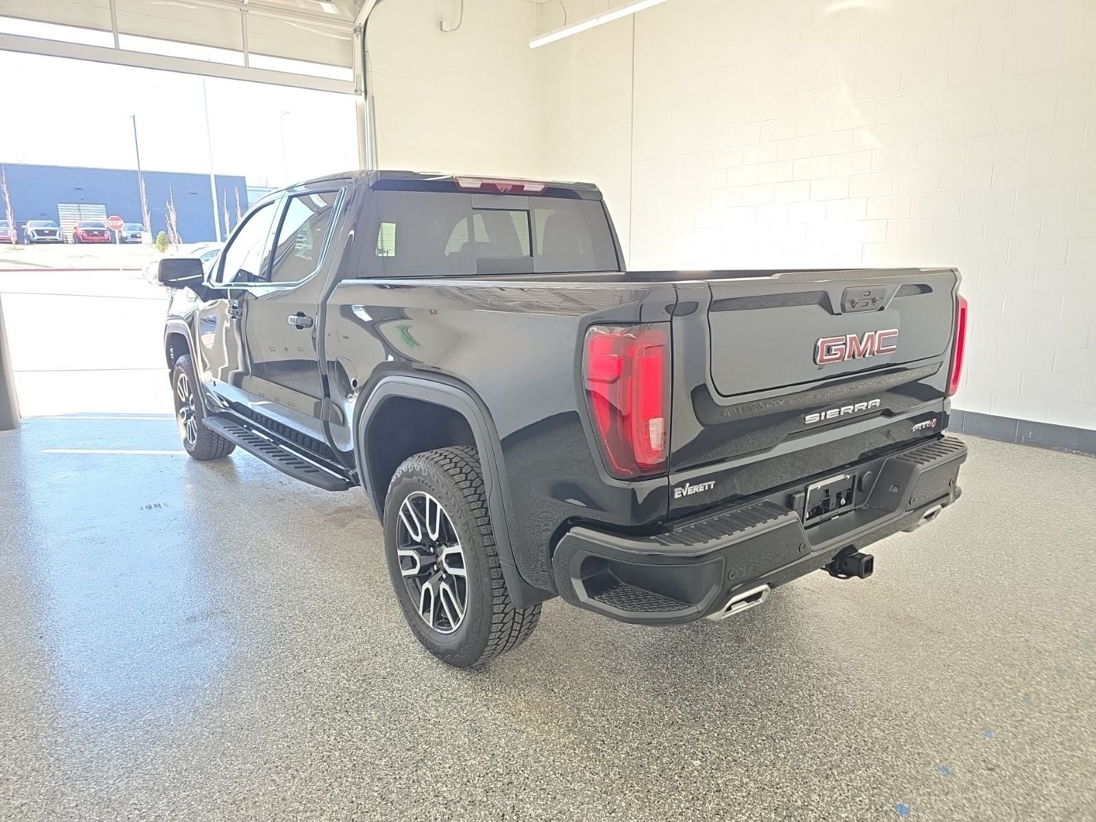 2025 GMC Sierra 1500 AT4