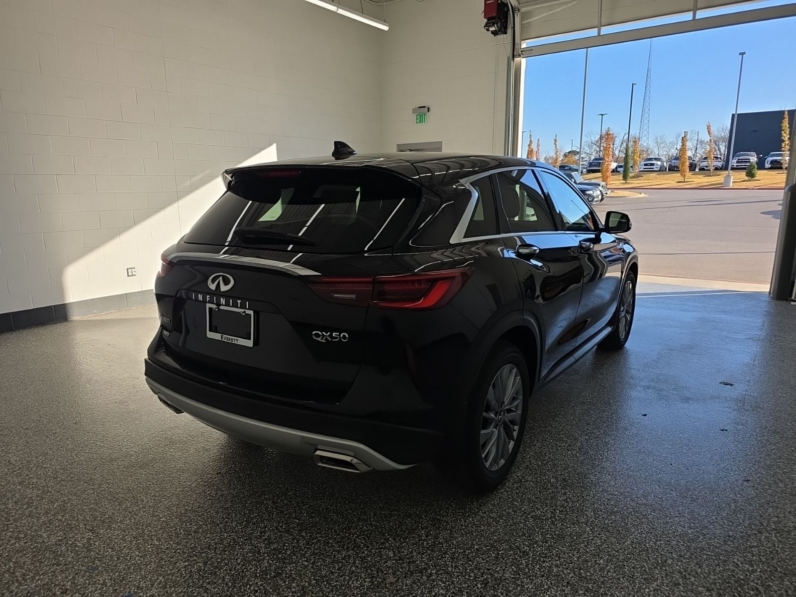 2025 INFINITI QX50 PURE