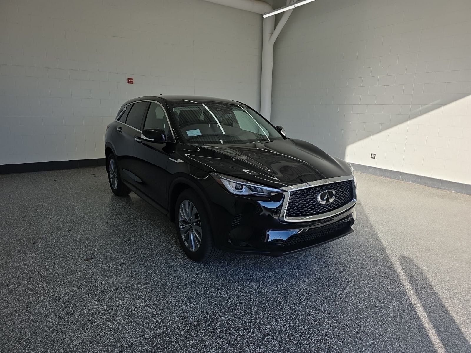 2025 INFINITI QX50 PURE