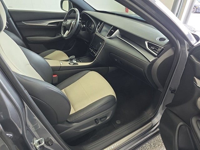 2023 INFINITI QX55 ESSENTIAL