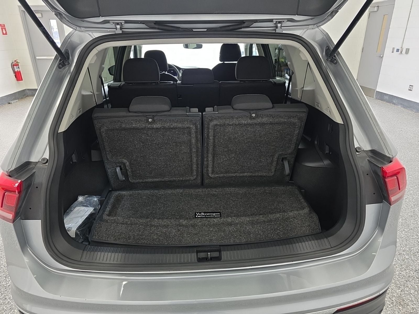 2023 Volkswagen Tiguan 2.0T S