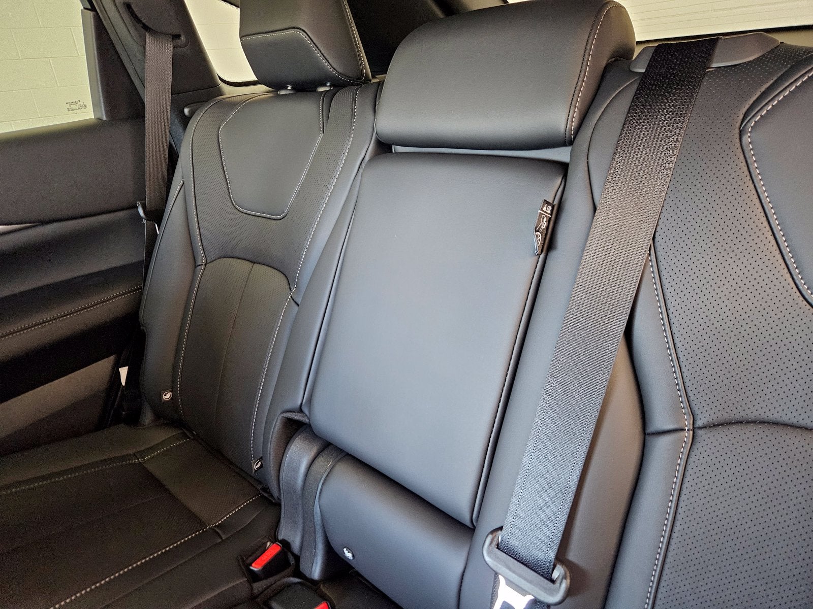 2027 INFINITI QX65 LUXE