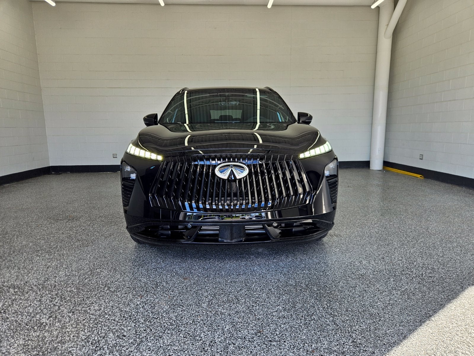 2027 INFINITI QX65 LUXE